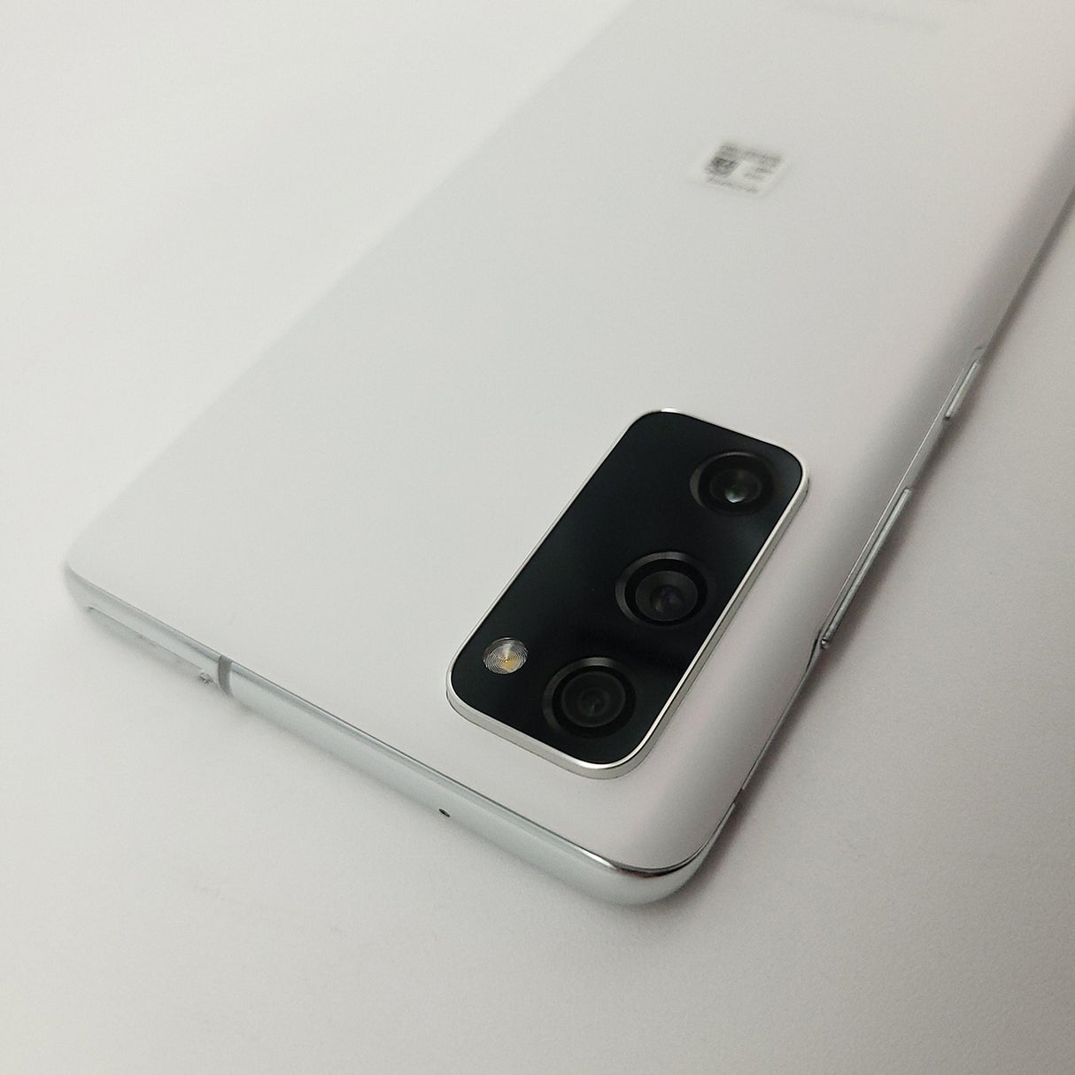 Samsung Galaxy S20 FE 5G (SM-G781B) 128GB Cloud White 6.5'' S-Amoled 32MP