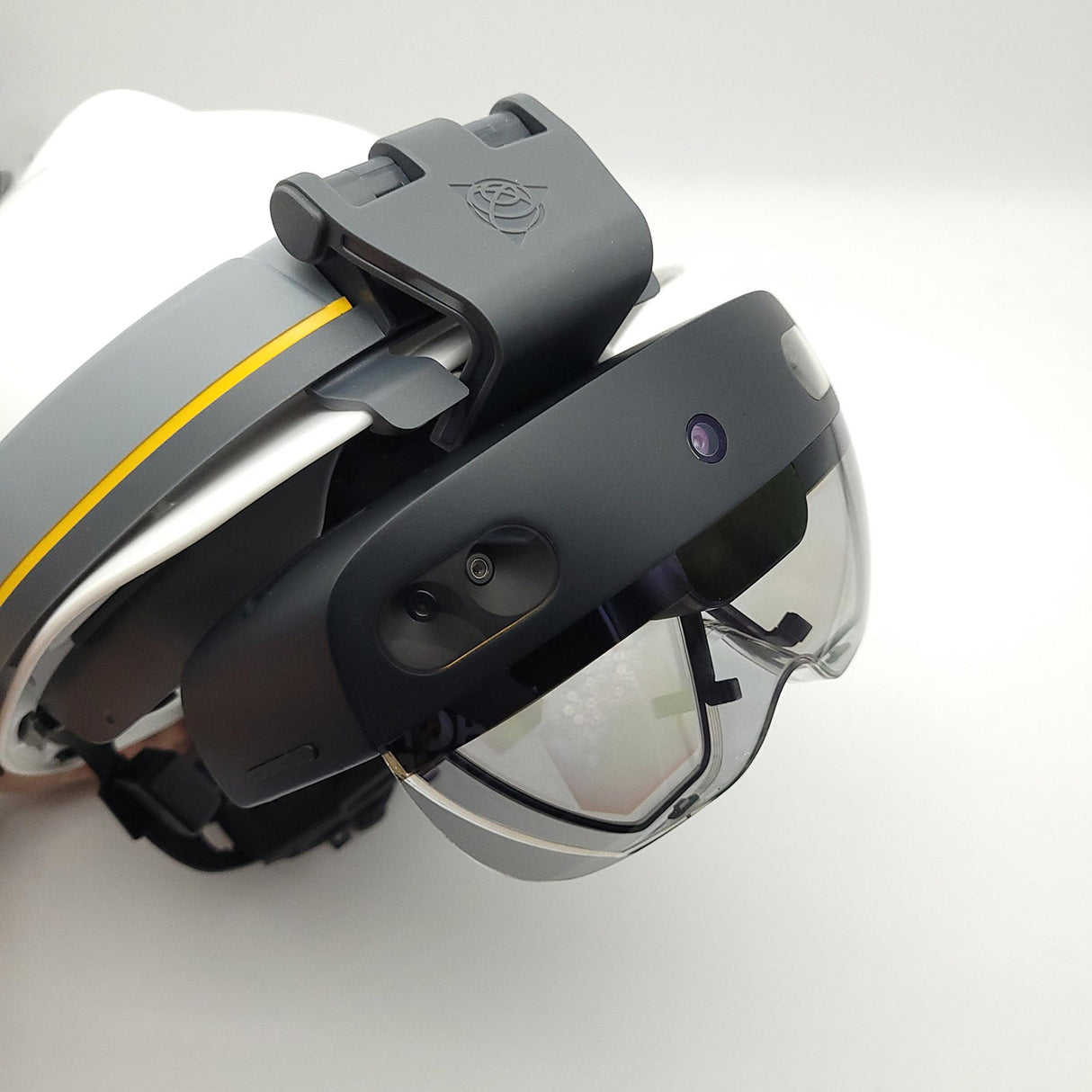 Trimble XR10 mit MS HoloLens 2 AR Datenbrille für das Bauhandwerk